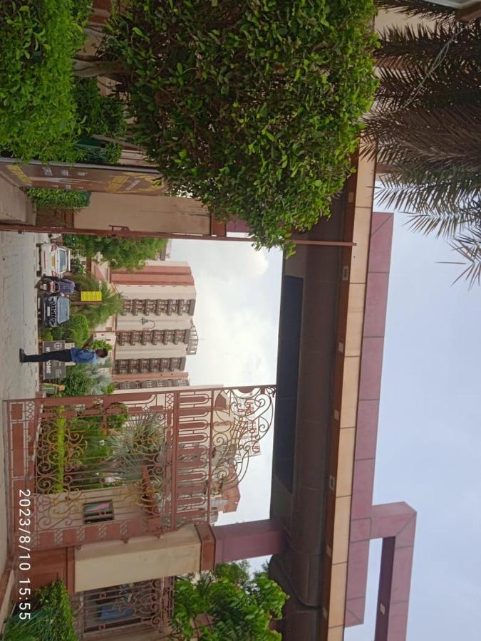 Hare Krishna Home Stay Vrindāvan Exterior photo